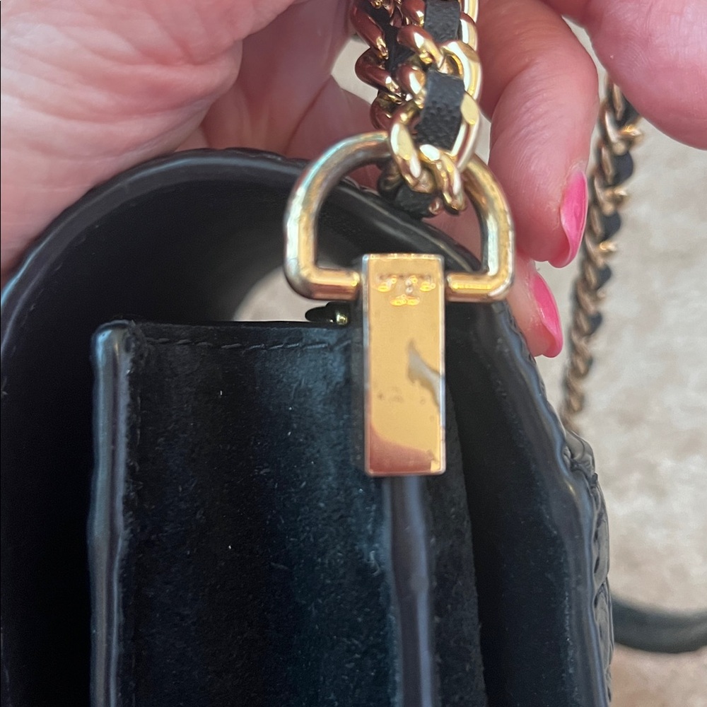 Tory Burch Croc Embossed Shoulder/Crossbody Purse - Picture 13 of 15